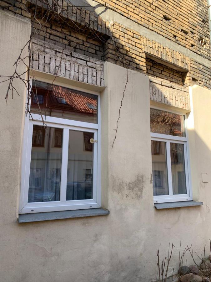 Old Studio Apartment Вилнюс Екстериор снимка