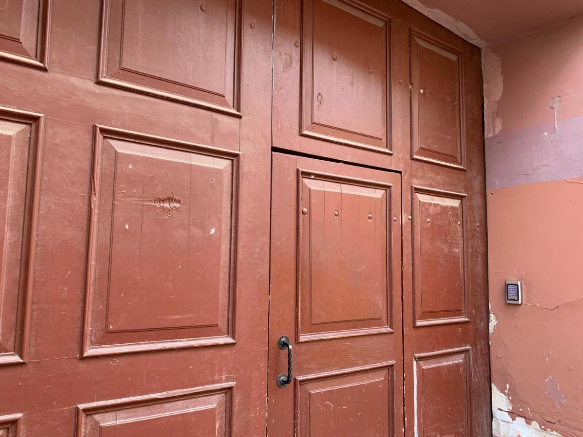 Old Studio Apartment Вилнюс Екстериор снимка