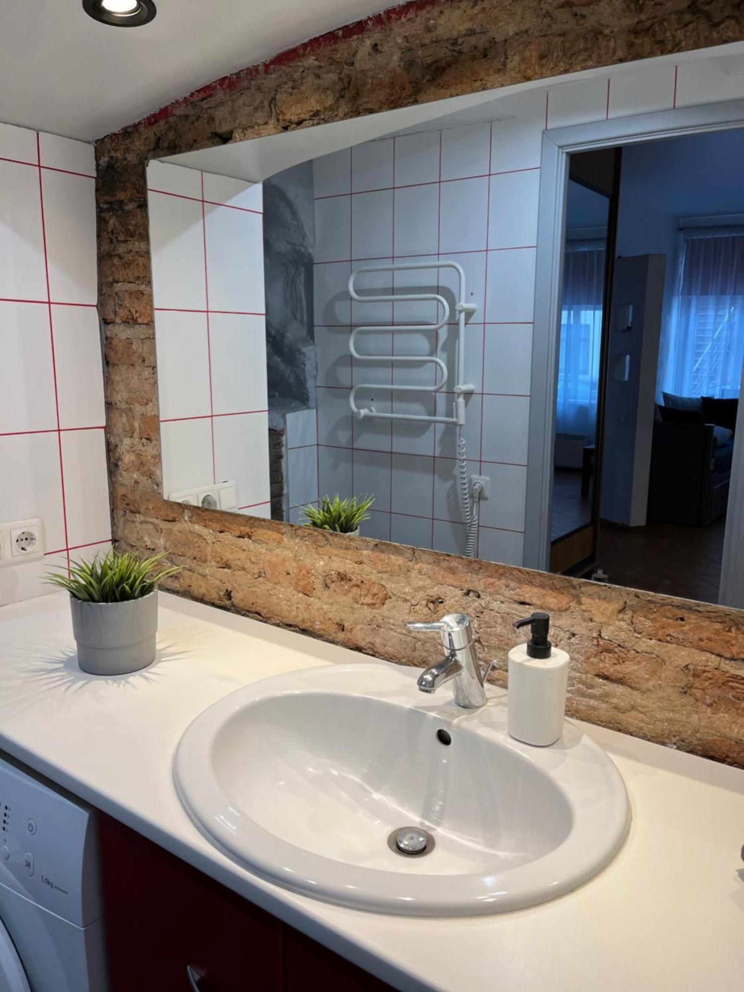 Old Studio Apartment Вилнюс Екстериор снимка